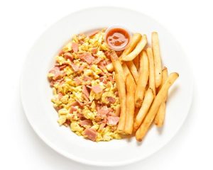 Huevos con jamón de puerco